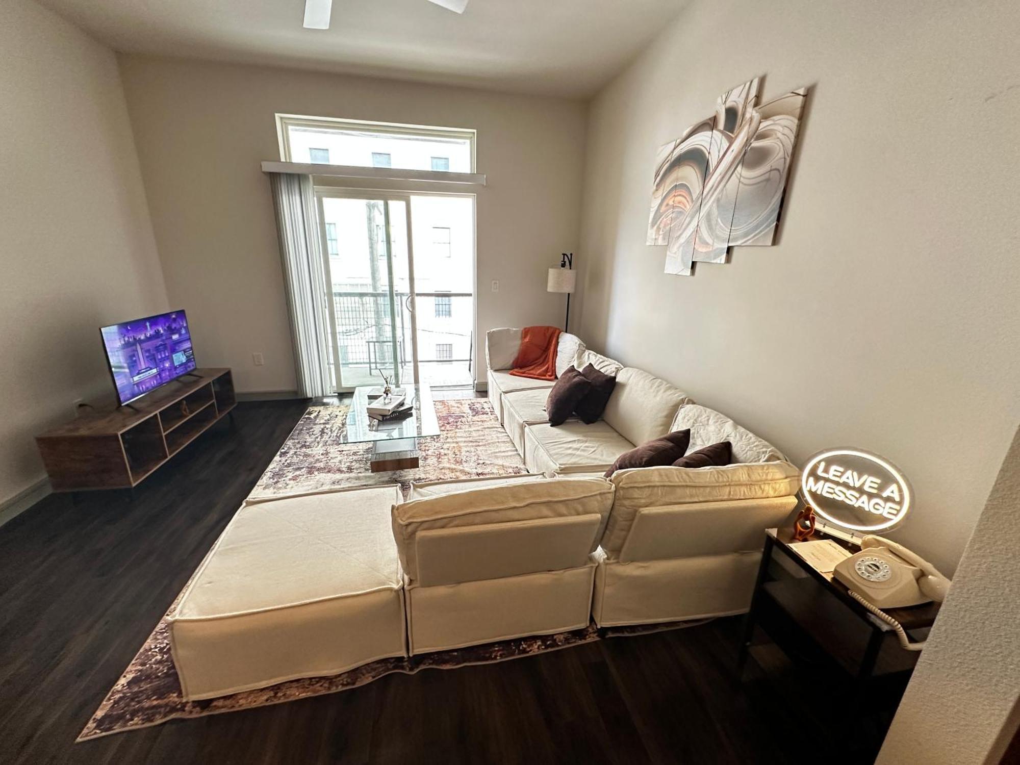 Downtown Houston Cozy Queen Suite Экстерьер фото